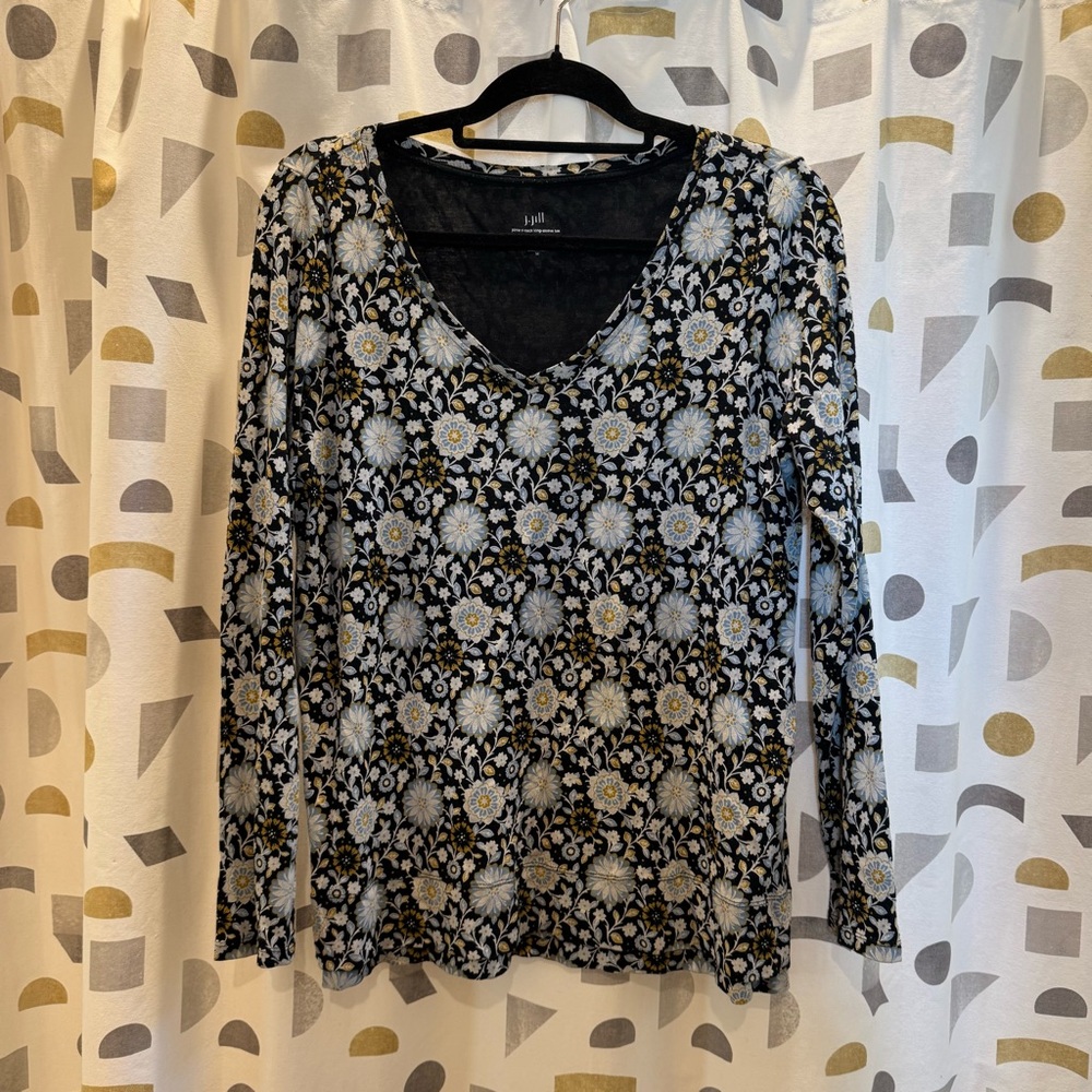 J JILL Pima Cotton Floral V-Neck Long Sleeve Top